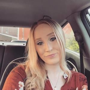 Meet your Posher, Michaela